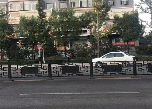 道路護欄